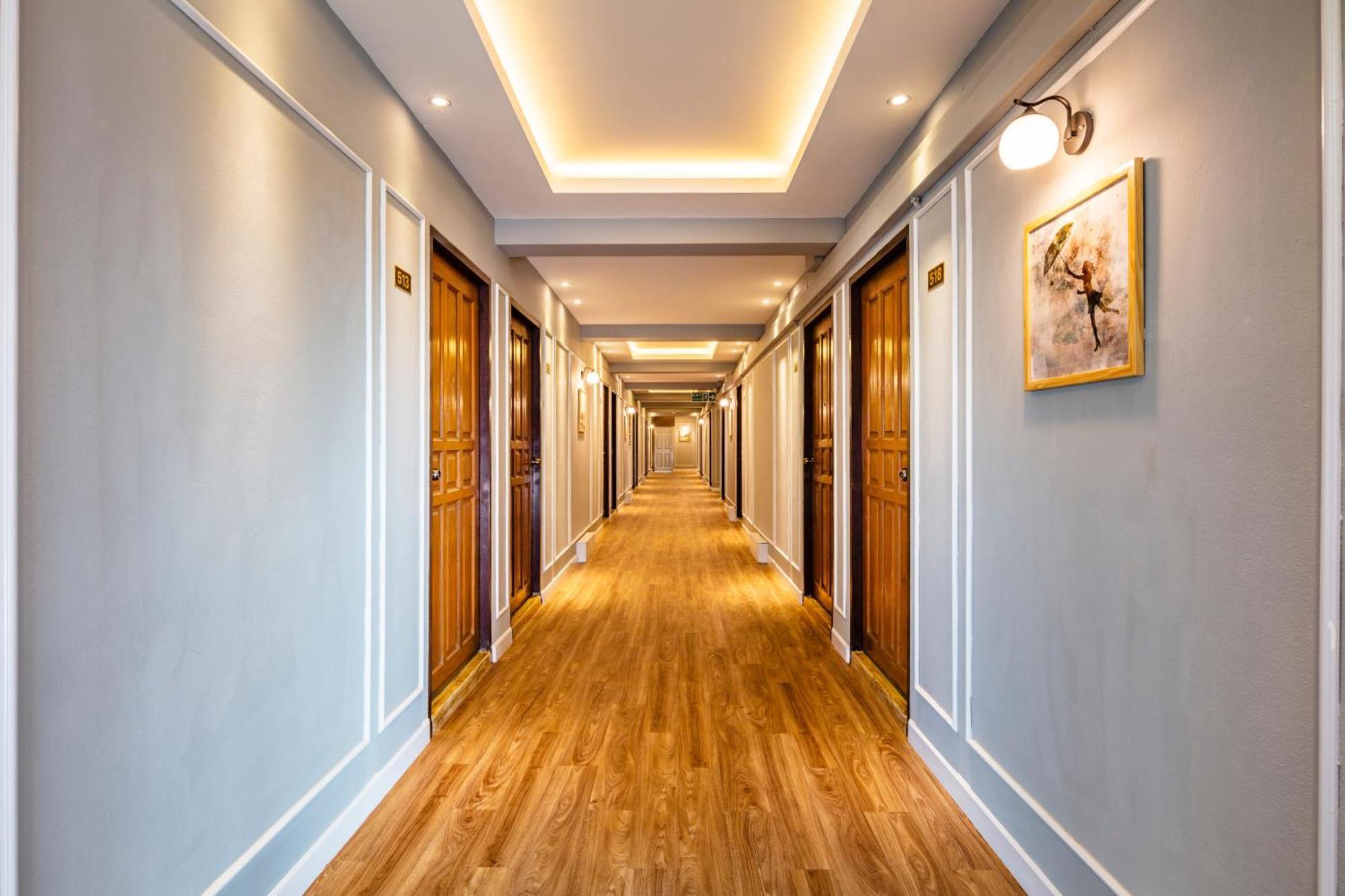 Penyos Service Apartment Bangkok Luaran gambar